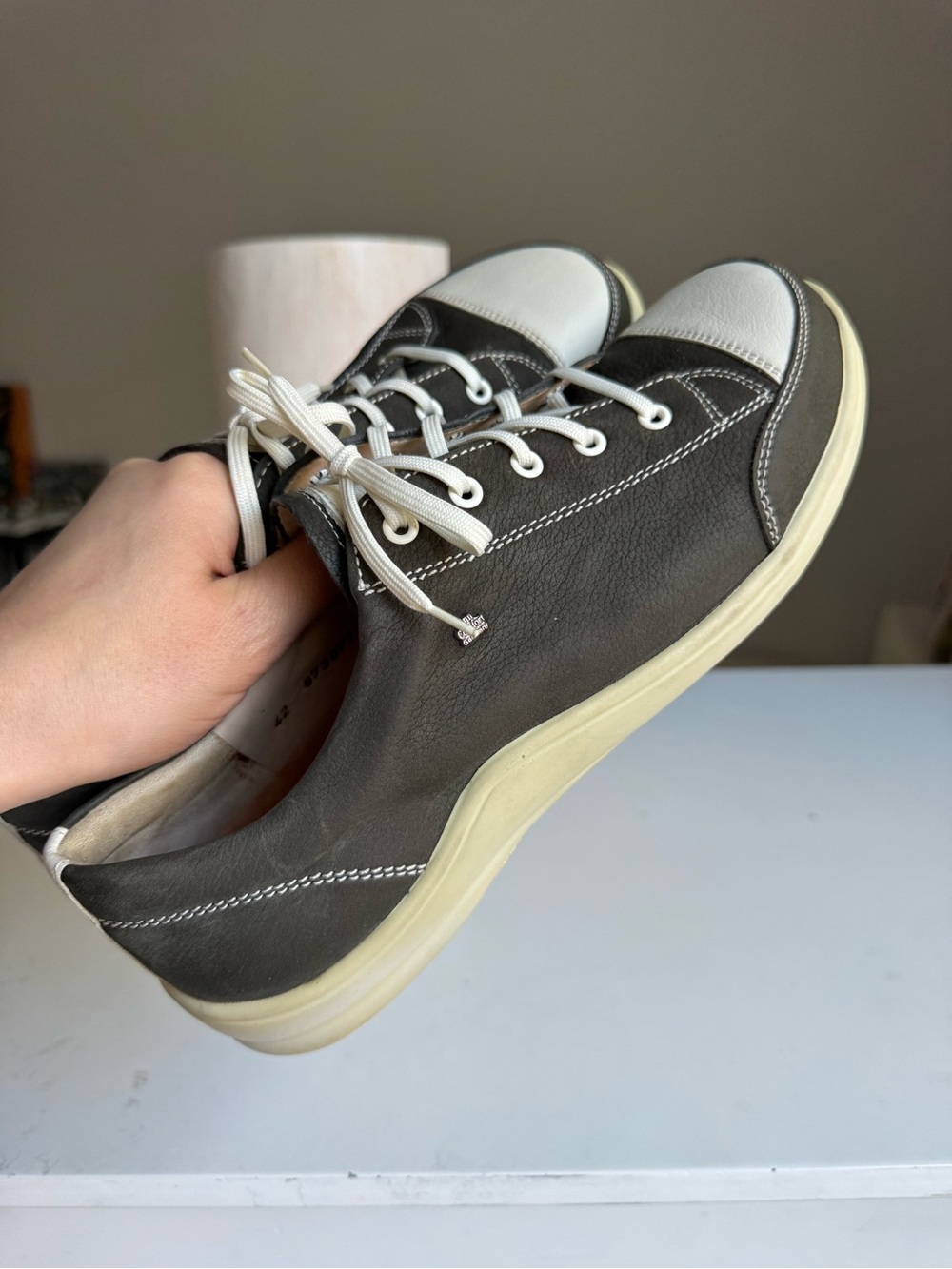 Finn Comfort Women’s Leather Lace-Up Shoes Gray White US 11 EU 42 Made in German